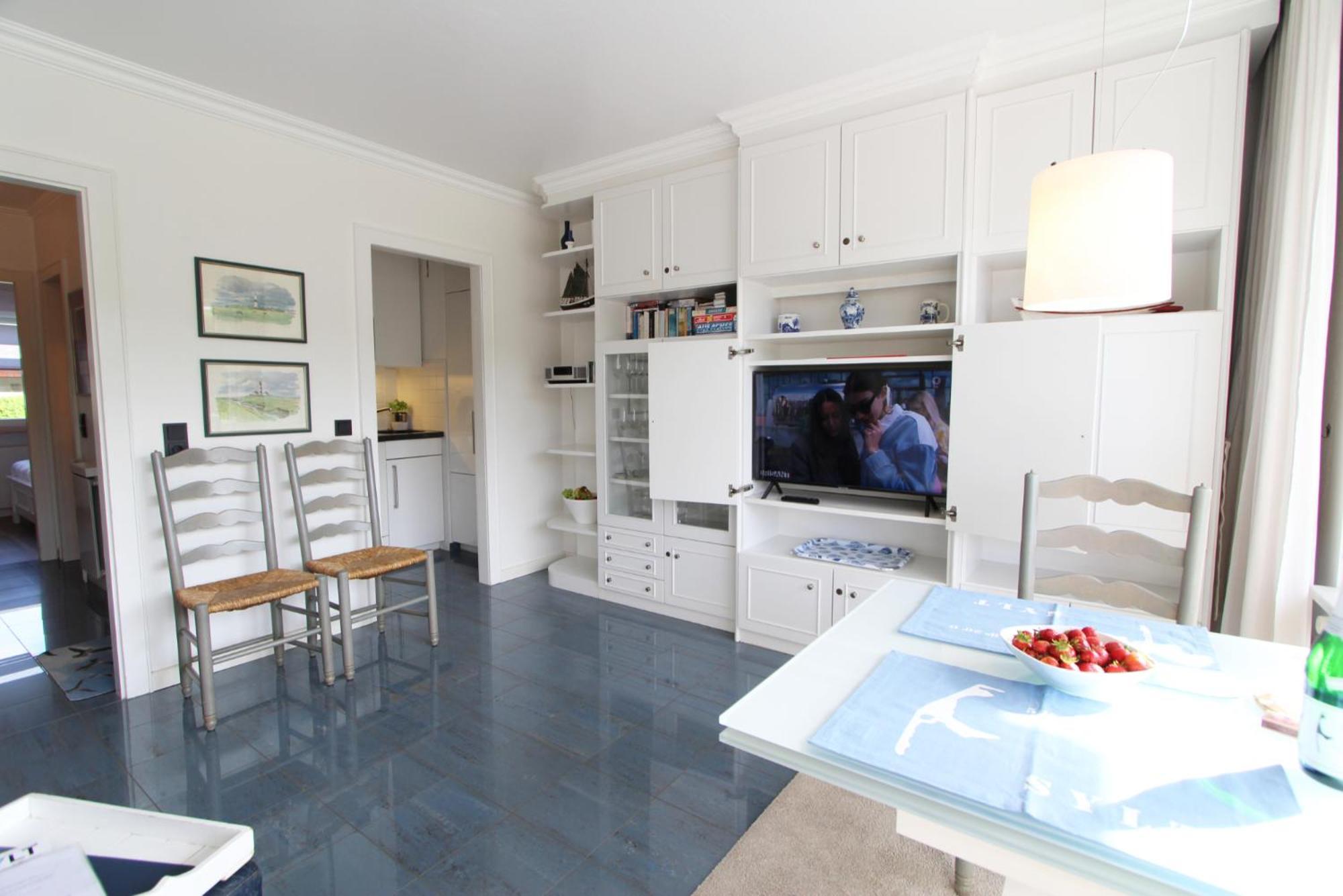 Duenenstrasse 29b, Eg Links Apartment *